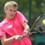 le-brunstattois-quentin-ochsenbein-(0)-a-domine-en-trois-sets-le-joueur-du-tc-kronenbourg-nathaniel